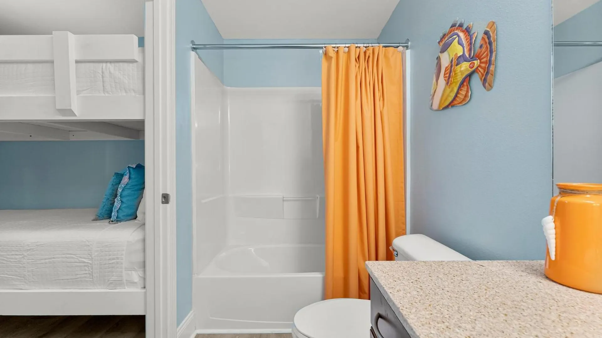 Laketown Wharf 1433 Panama City Beach Apartment